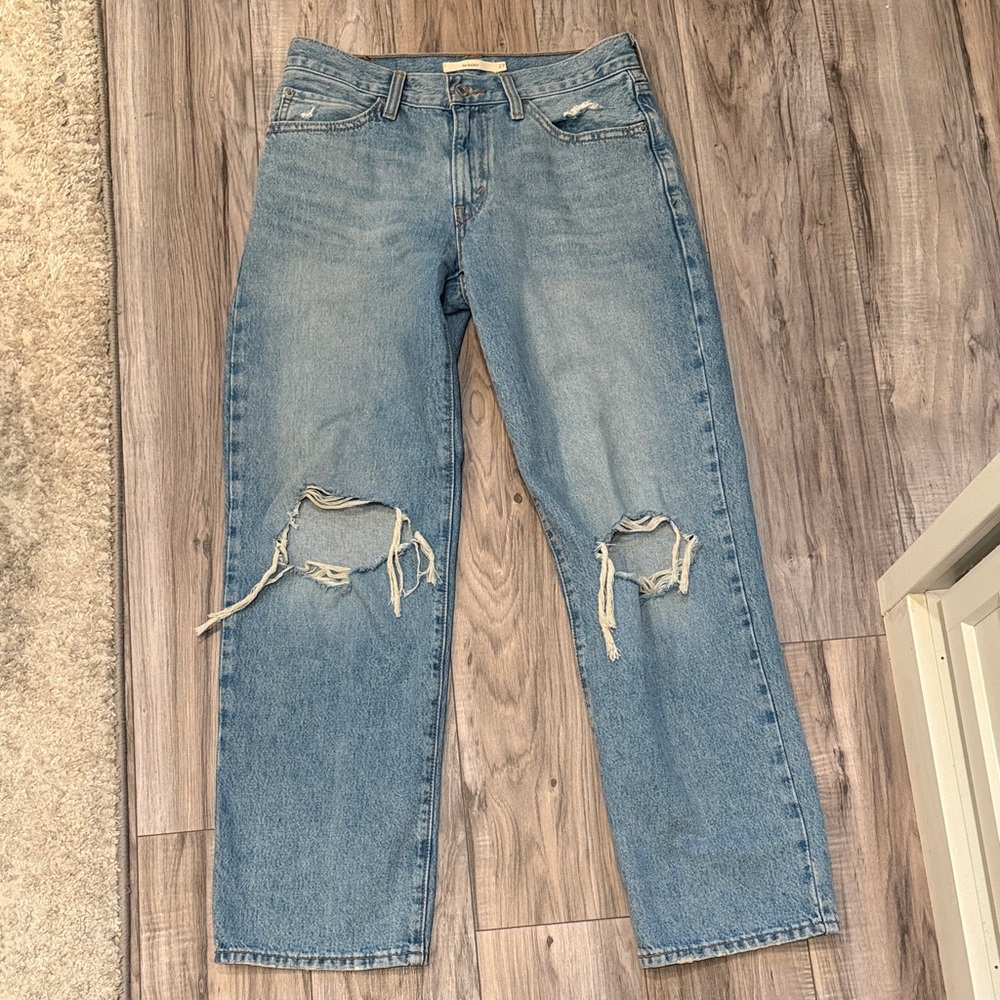 Levi’s ‘94 baggy distressed jeans